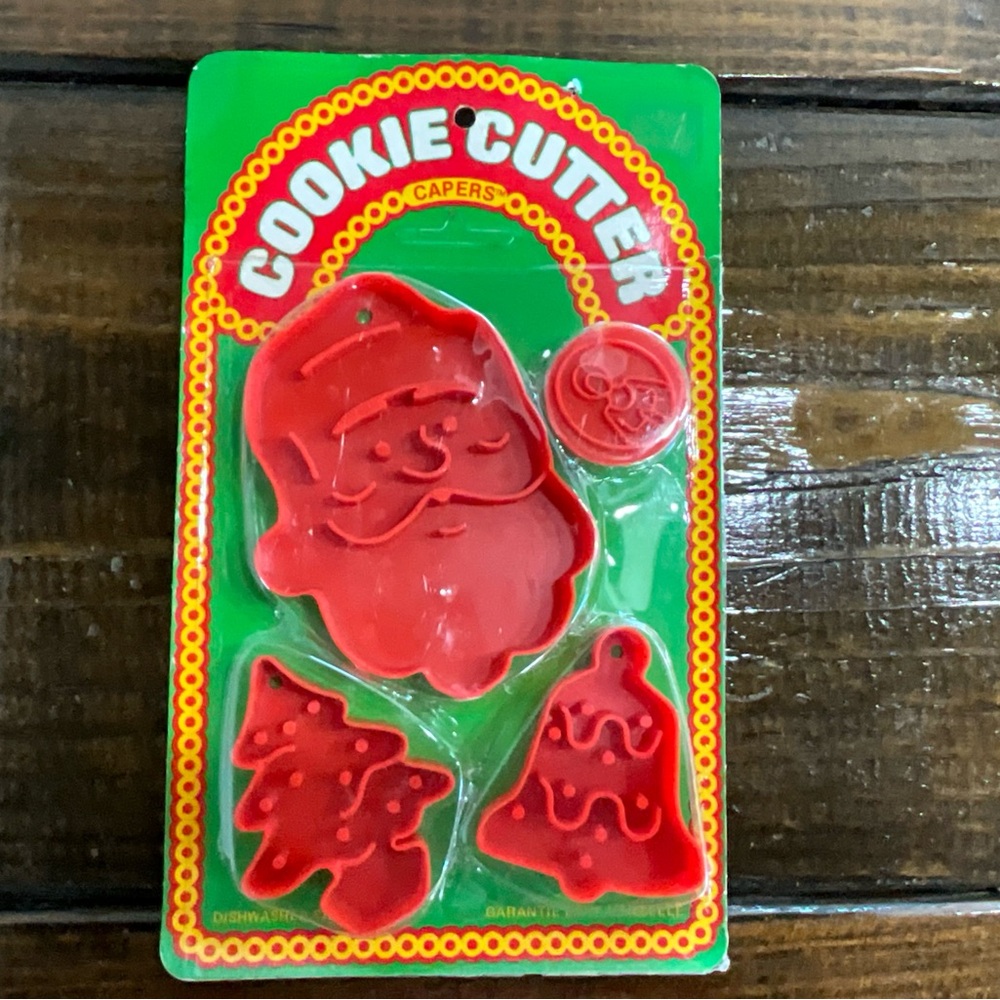Vintage NOS Capers Christmas Plastic Cookie Cutters